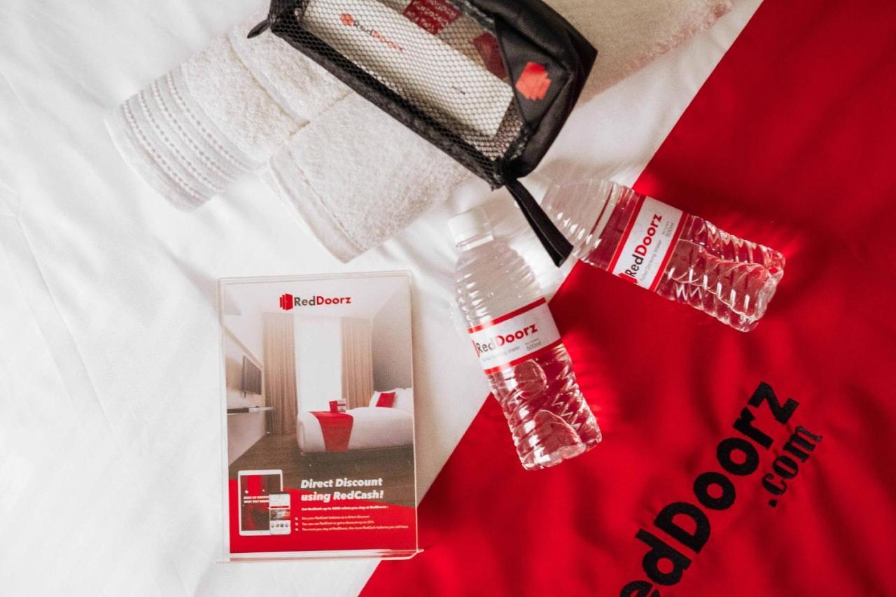 Reddoorz Plus Near Mango Avenue Cebu Kültér fotó