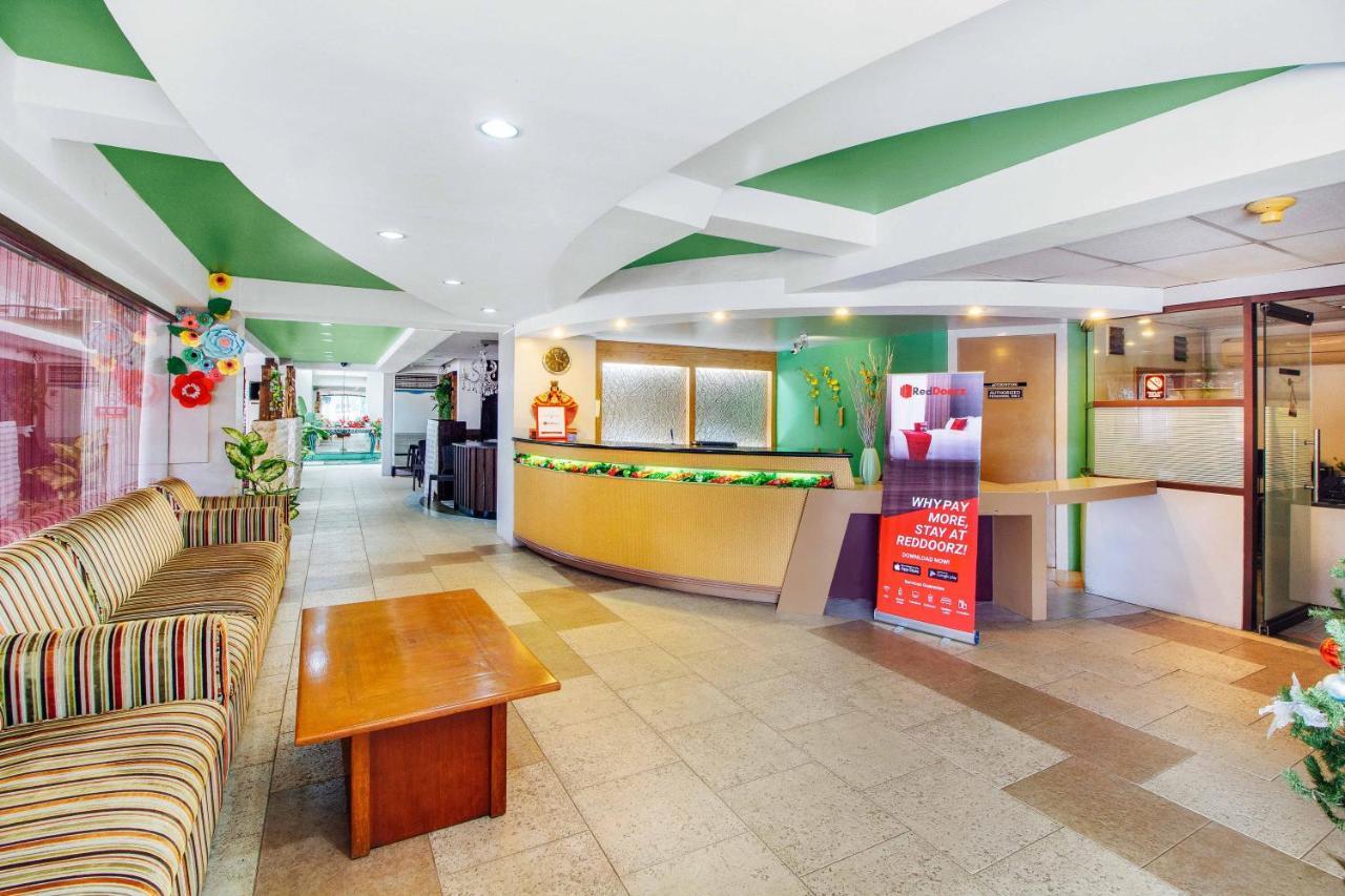 Reddoorz Plus Near Mango Avenue Cebu Kültér fotó
